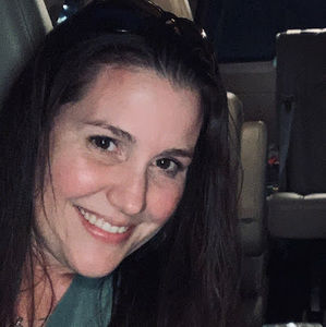 Meet your Posher, Cristina